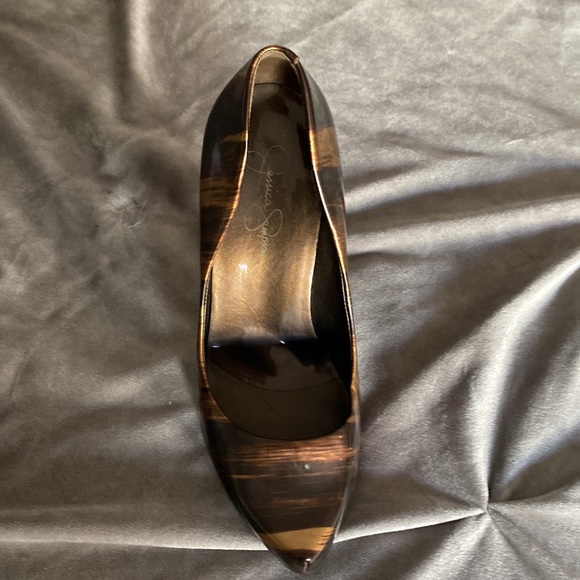 Jessica Simpson size 71/2 Patton leather golds and browns - Picture 2 of 4